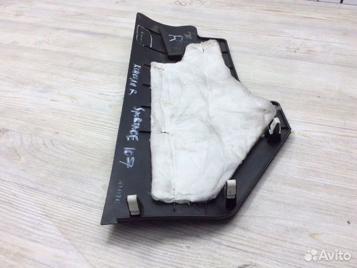 Накладка (кузов внутри) правая Kia Sportage (SL)