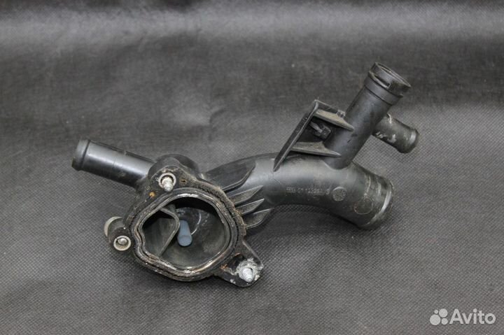 Фланец системы охлаждения A14NET Опель Астра J