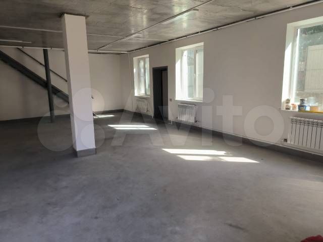 Свободного назначения, 200 м²