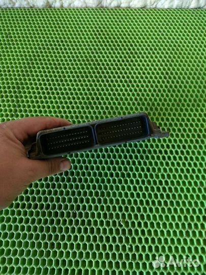 Эбу мозги двигателя Renault Logan 1.6 k7m710