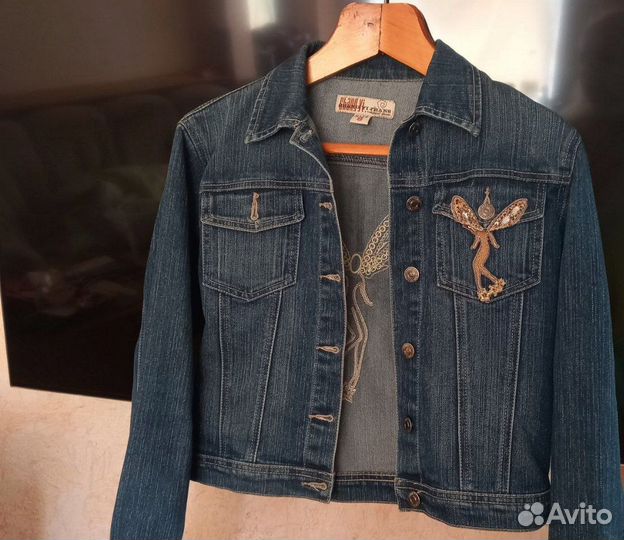 Джинсовая куртка