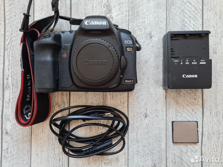 Фотоаппарат Canon EOS 5D Mark II (Пробег 93тыс)
