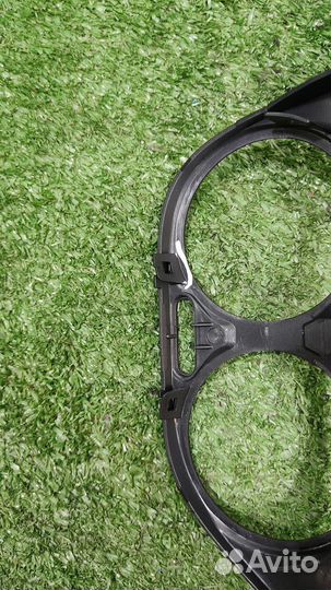 Рамка магнитолы volkswagen Golf Plus 2006