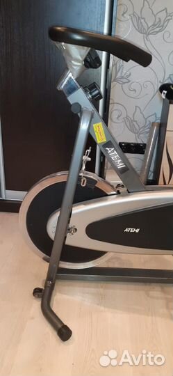 Велотренажер Atemi