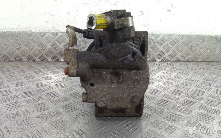 Компрессор системы кондиционирования Nissan Pathfi