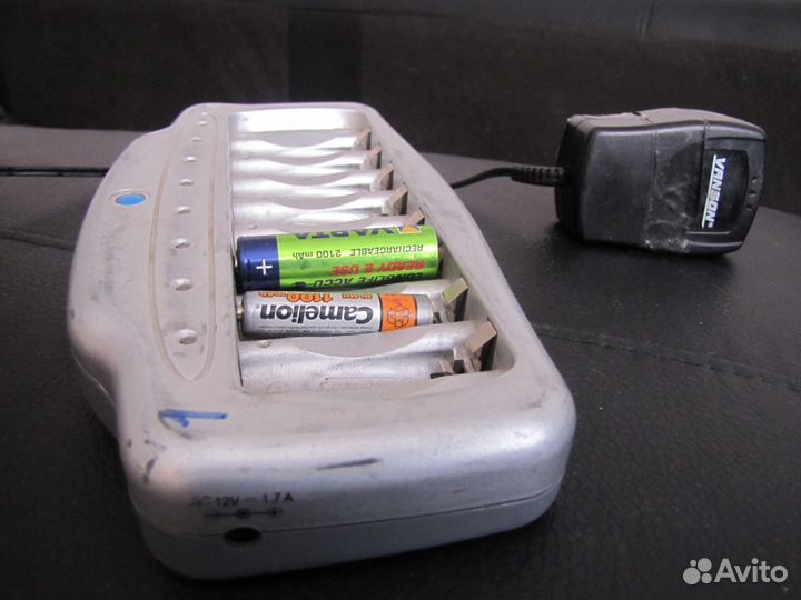 Зарядное устройство для 8шт аа и ааа Vanson V-6280