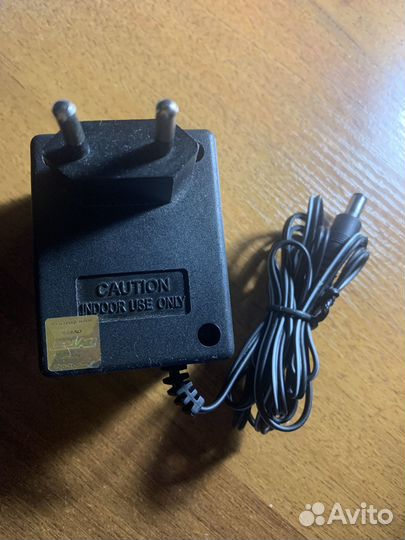 Блок питания 9v;200ma. Для приставок 8bit