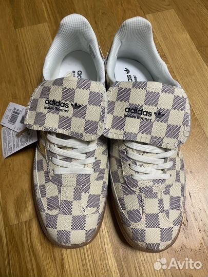 Кроссовки Adidas wales bonner