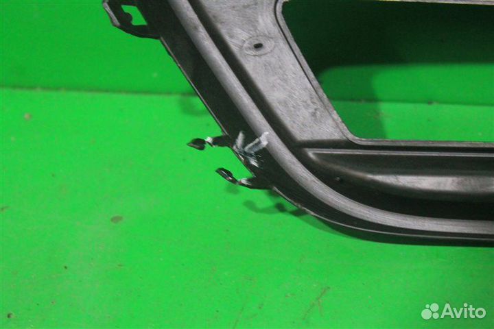 Окантовка птф левая Ford Focus 3 рестайлинг 2014