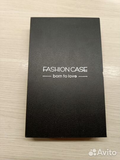 Чехол на iPhone 11 золотой