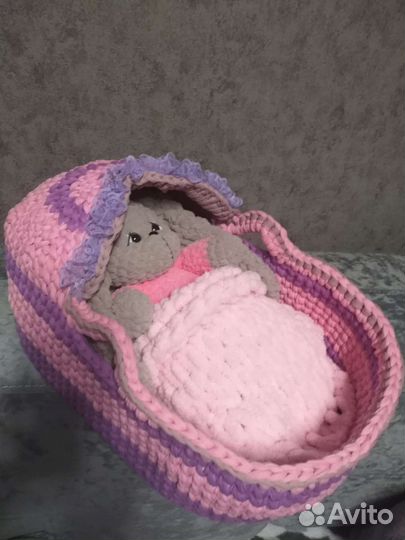 Люлька колыбель. Для кукол. Трикотажная пряжа