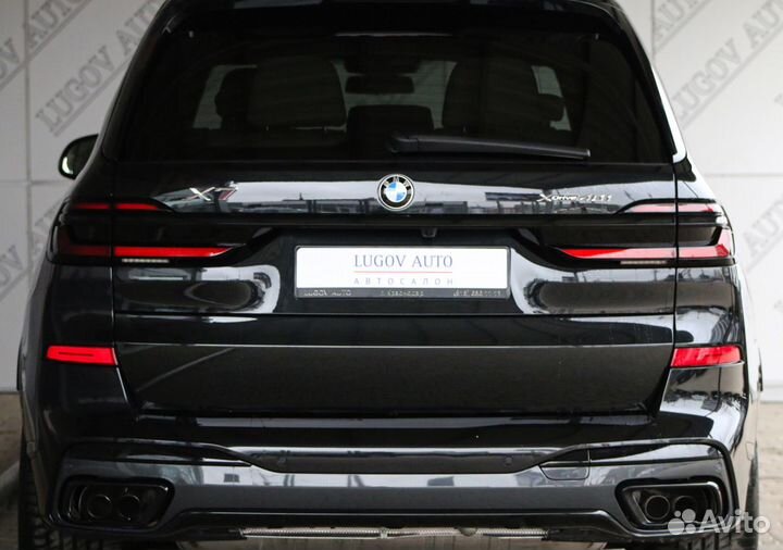 BMW X7 3.0 AT, 2024, 10 км