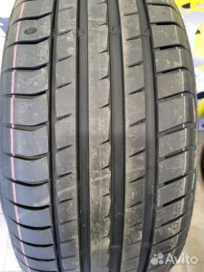 Triangle EffeXSport TH202 215/50 R17 95Y