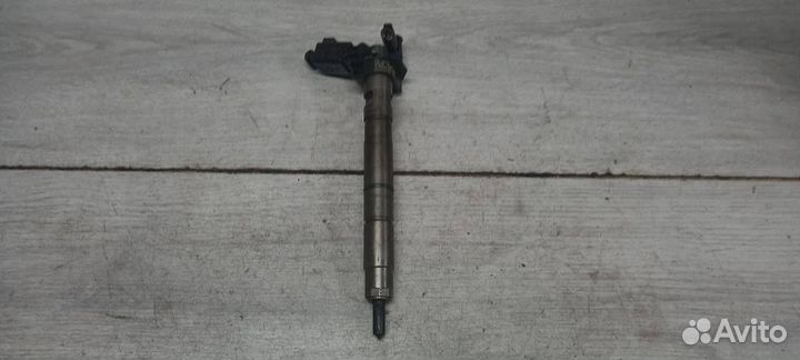 Форсунка топливная Volkswagen Tiguan (2007 - 2011)