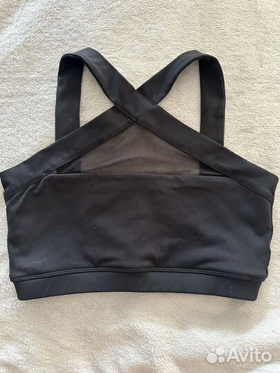 Спортивный топ