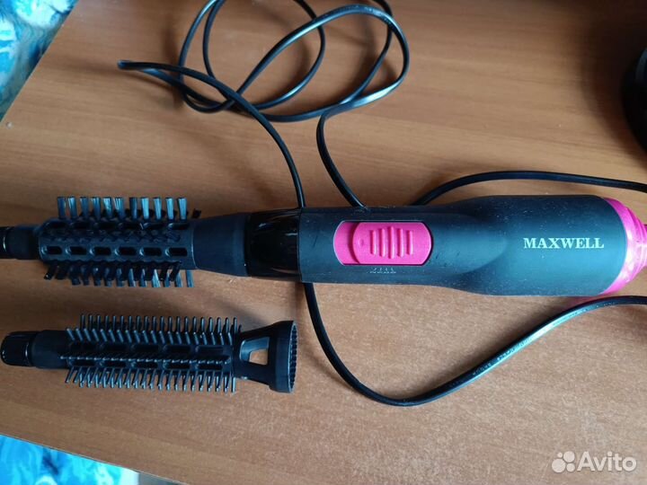 Фен щетка Maxwell
