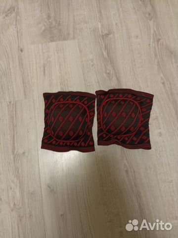 Волейбольные наколенники