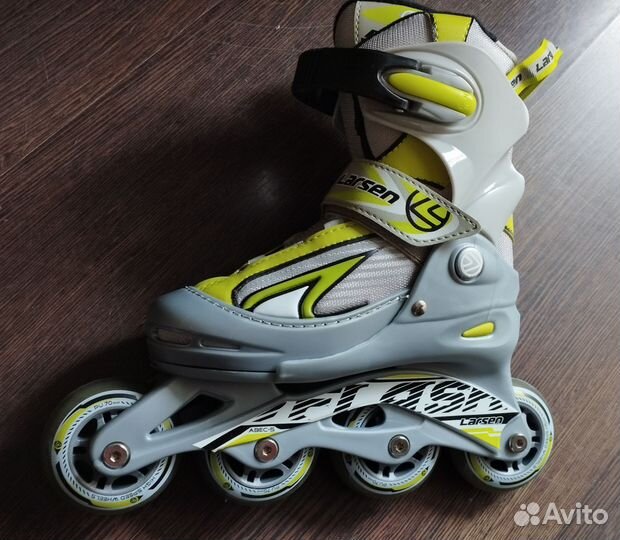 Роликовые коньки детские раздвижные 30-33 Larsen