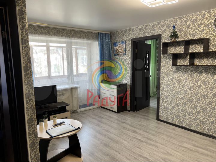 2-к. квартира, 42,8 м², 3/3 эт.