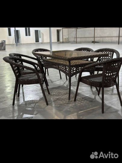 Столы и стулья новые