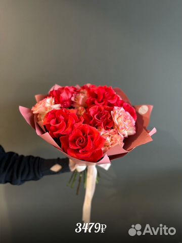 Цветы букет Розы Вероника Герберы