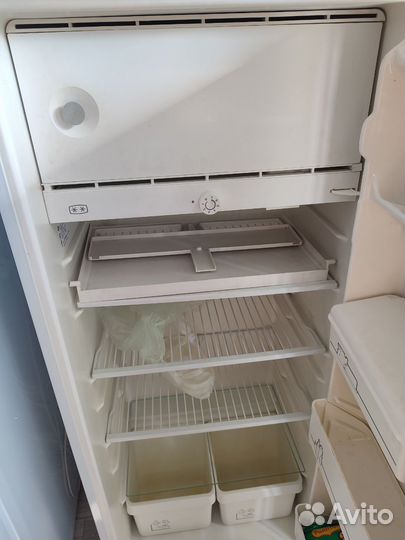 Холодильник бу бирюса 10C-1