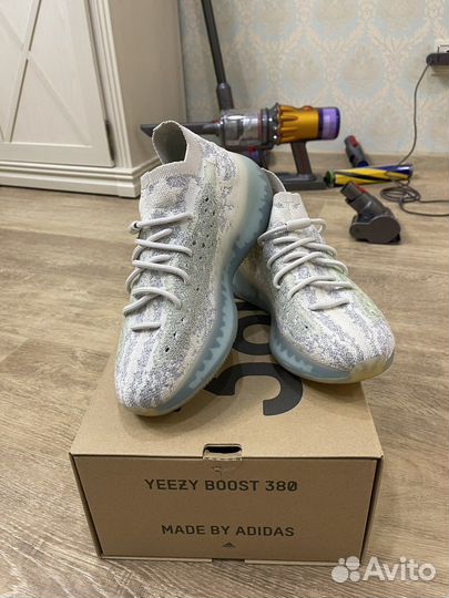 Yeezy boost alien blue 380 8,5us