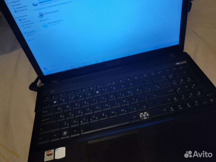 Ноутбук asus