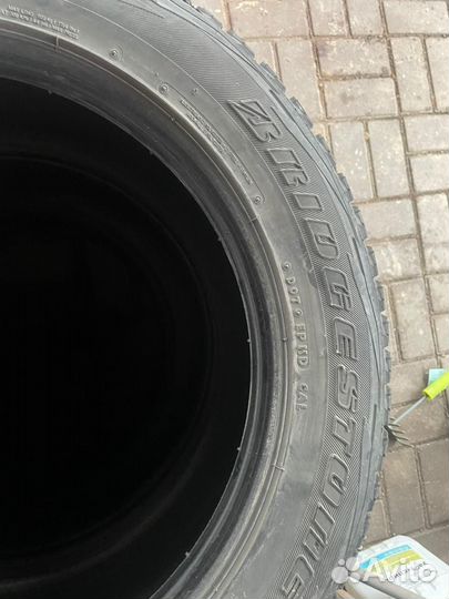 Bridgestone Blizzak LM-001 225/60 R18