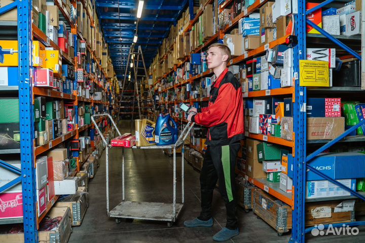 Специалист склада (без опыта)