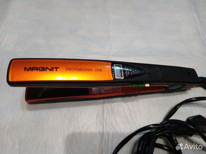 Выпрямитель для волос профессиональный