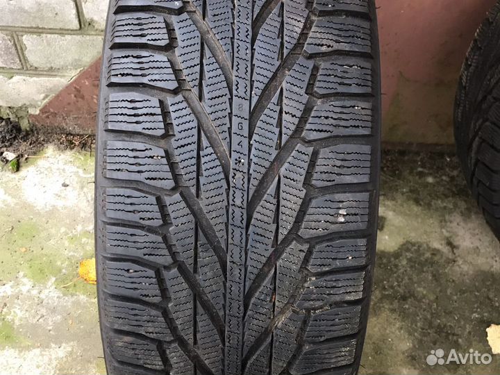Nokian Tyres Hakkapeliitta R2 SUV 225/60 R17