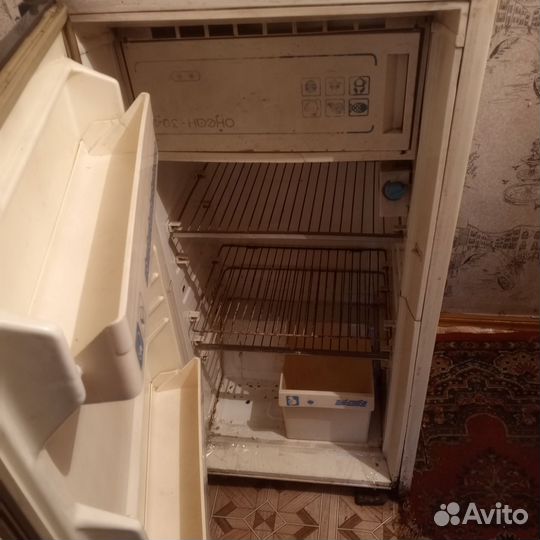 Холодильник маленький