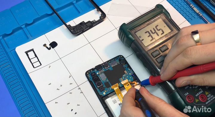 Ремонт мобильных телефонов iPhone, Samsung, Xiaomi