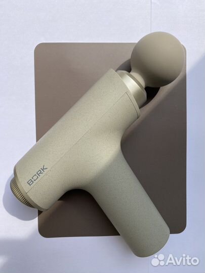 Массажер bork D613