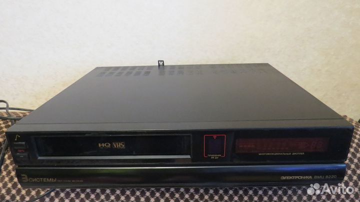 Видеомагнитофон Электроника вмц 8220