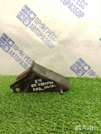 Кронштейн опоры двигателя задний Toyota Avensis