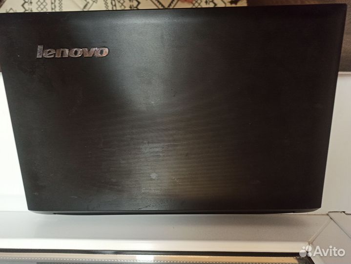 Lenovo b560