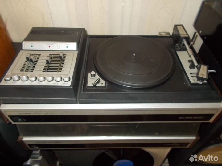 Радиола VEF radio, Илга-302-1С