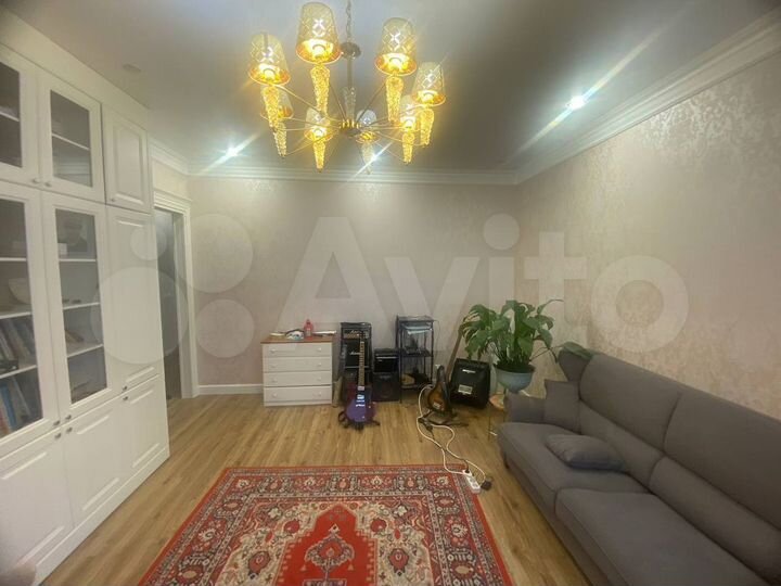 2-к. квартира, 82,5 м², 25/25 эт.