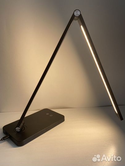 Лампа настольная