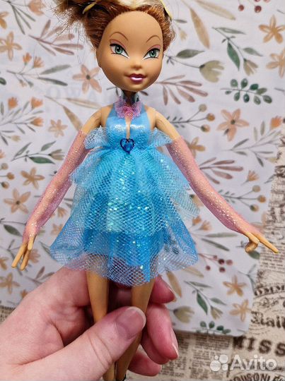 Костюм для куклы Winx Блум энчантикс