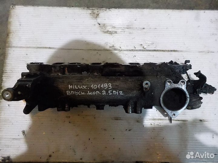 Коллектор впускной Toyota Hilux