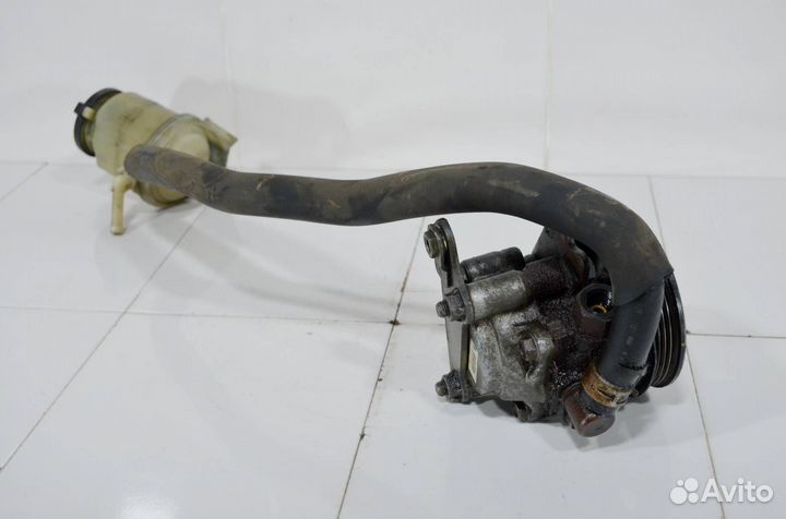 Насос гур Toyota Highlander 2 2000-2007