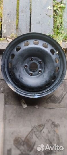 Диск штампованный R16