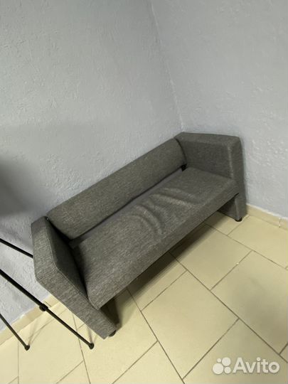 Диванчик в зону ожидания