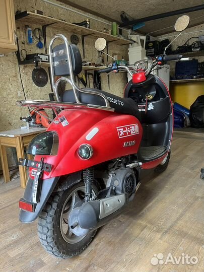 Скутер vento retro