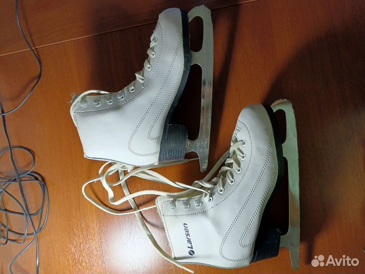 Коньки фигурные