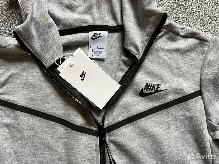 Костюм серый Nike Tech Fleece