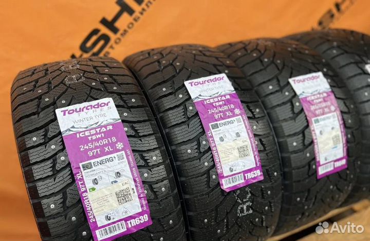 Tourador Winter Pro TSS1 245/40 R18 и 265/35 R18 97T